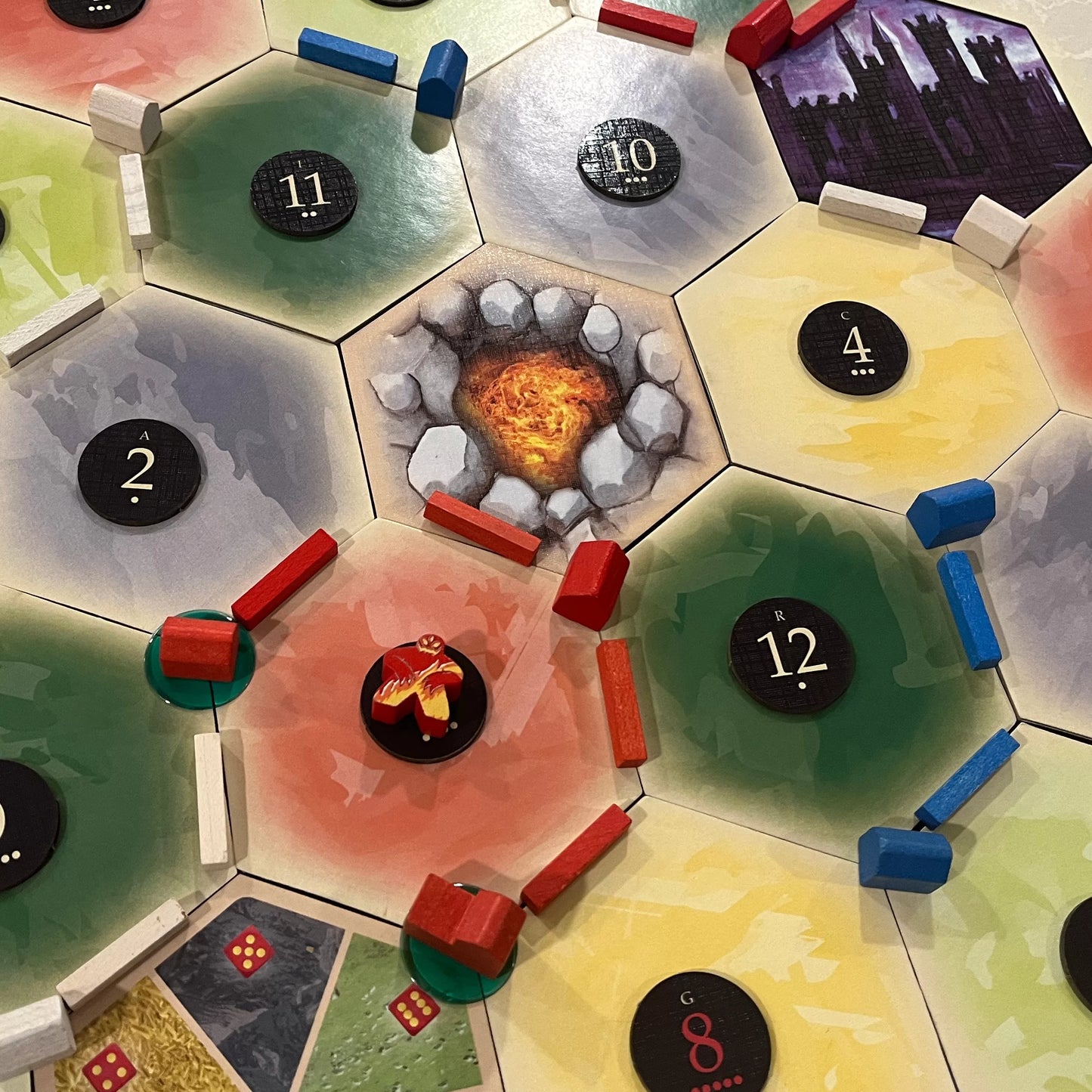 Elemental Golem Scenario compatible with Catan's Settlers of Catan and Seafarers Expansion